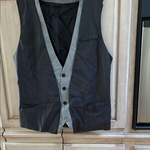 H2H Black and Gray Plaid Vest